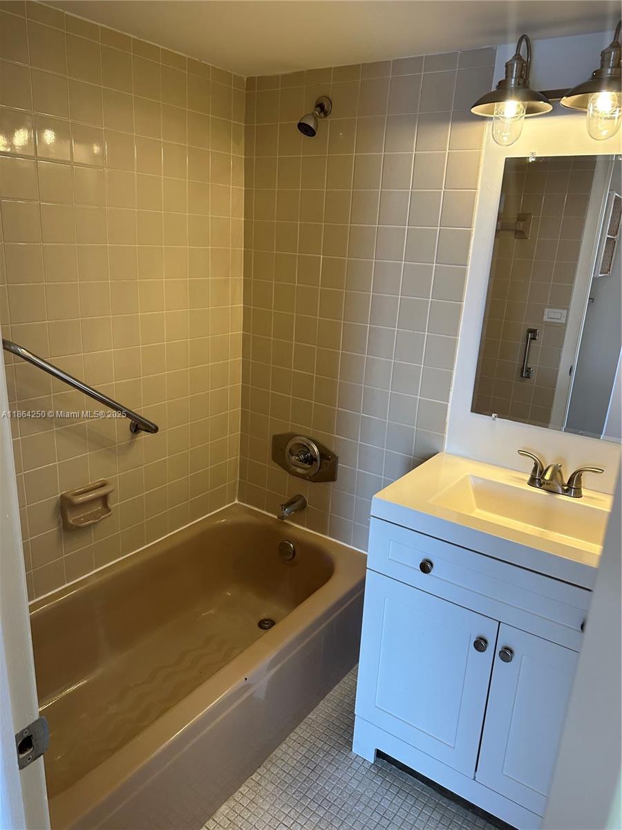 CORAL GABLES TOWER CONDO - Residential