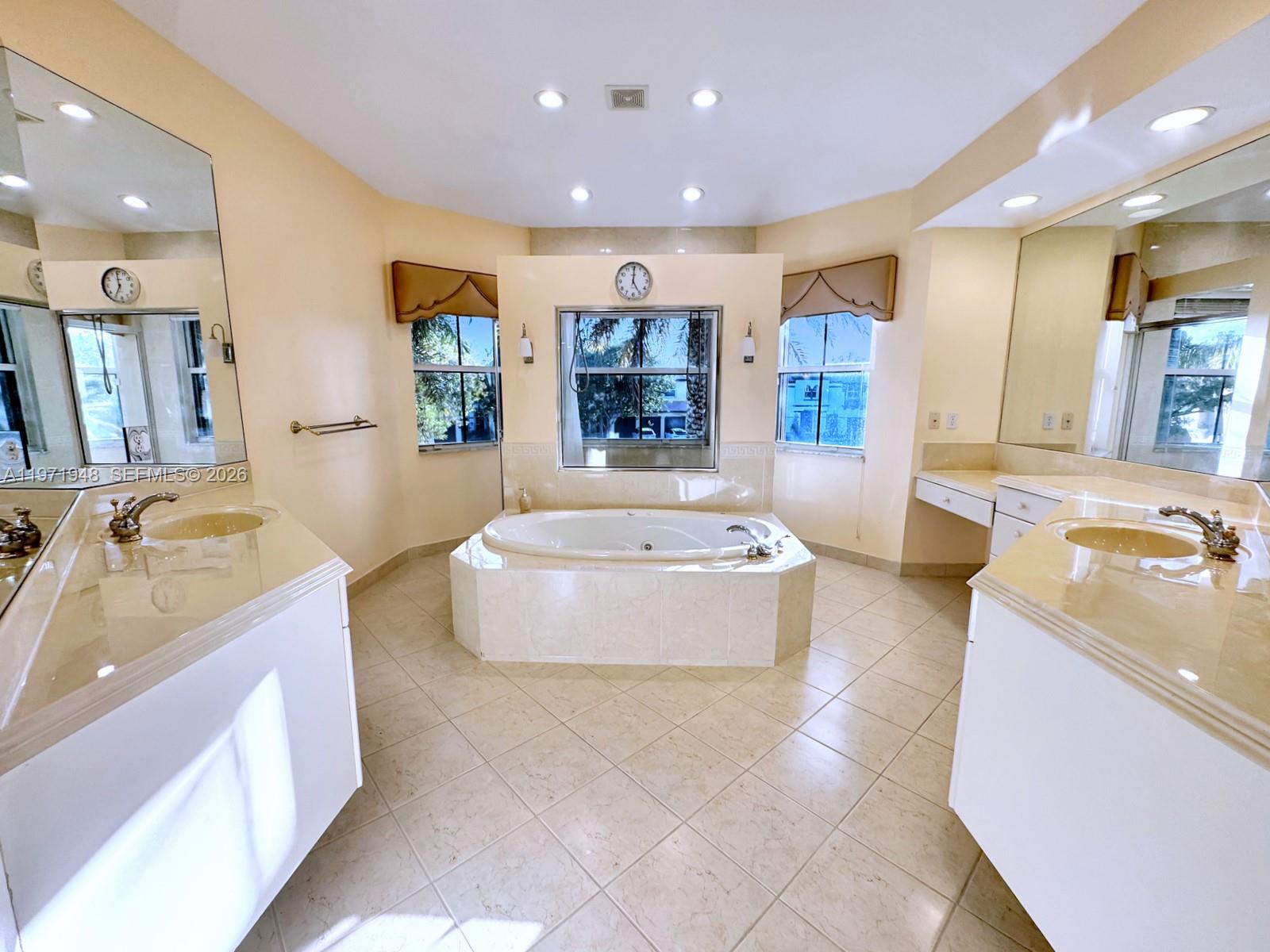 RIVIERA ISLES - Residential Lease