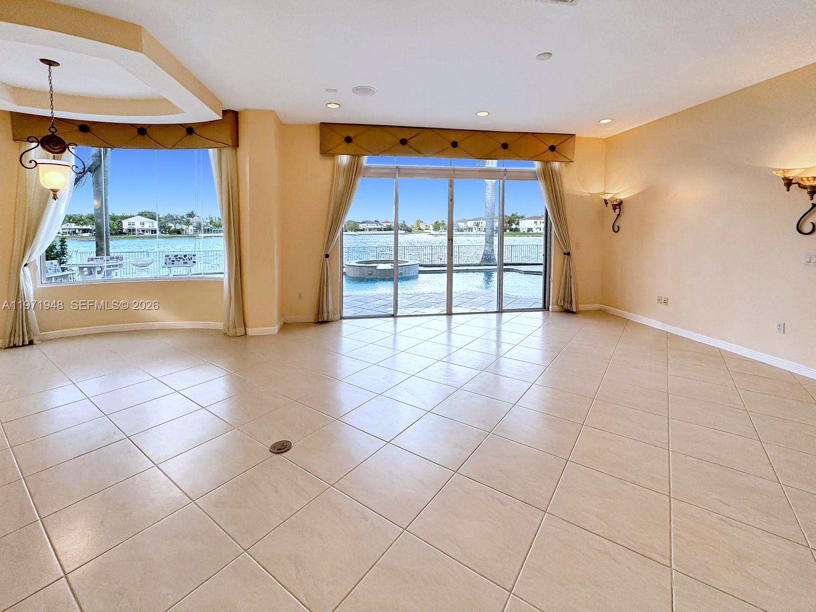 RIVIERA ISLES - Residential Lease