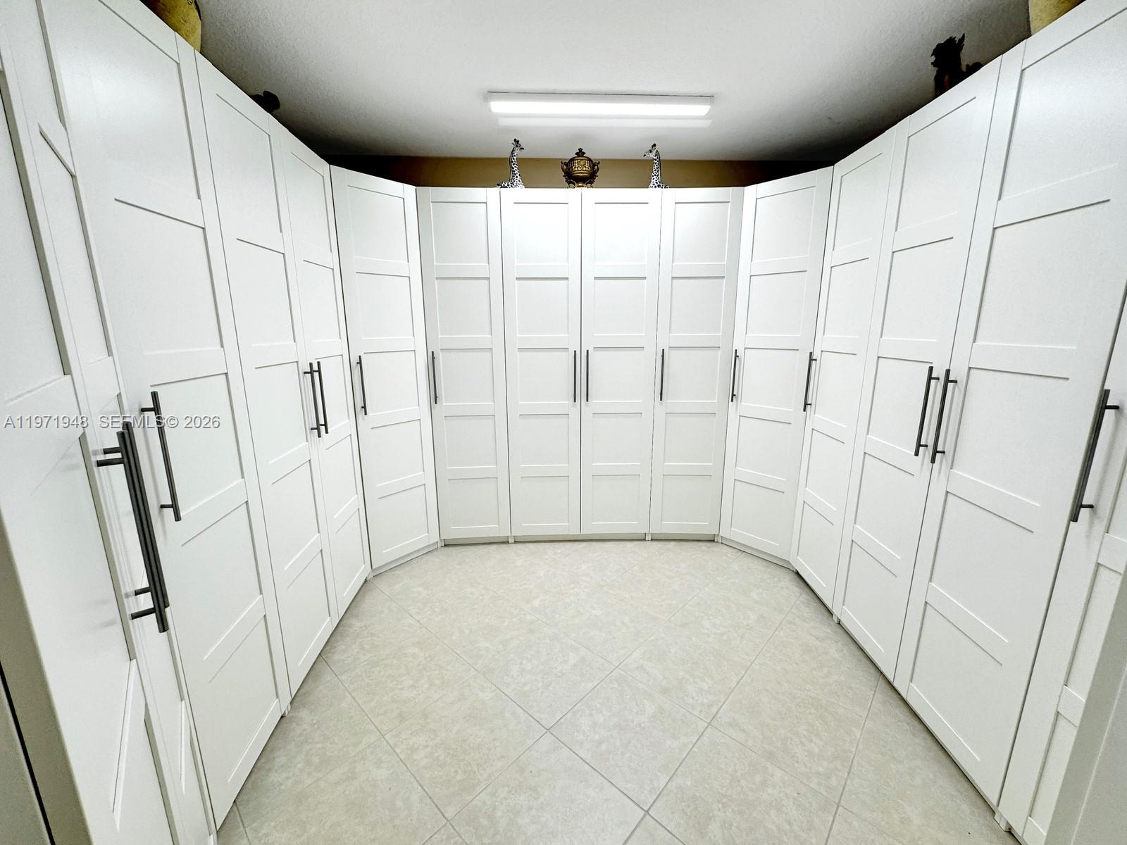 RIVIERA ISLES - Residential Lease