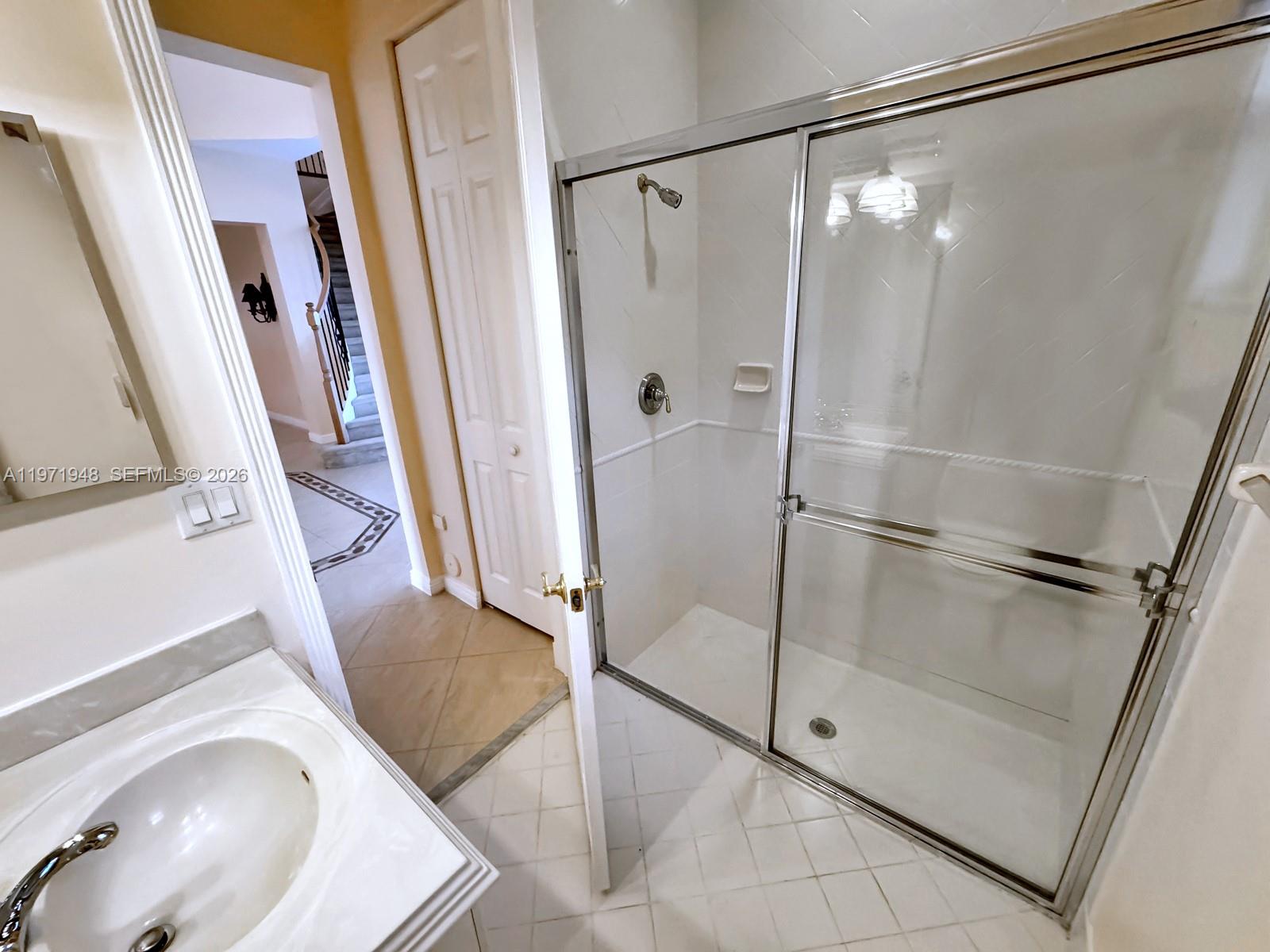 RIVIERA ISLES - Residential Lease