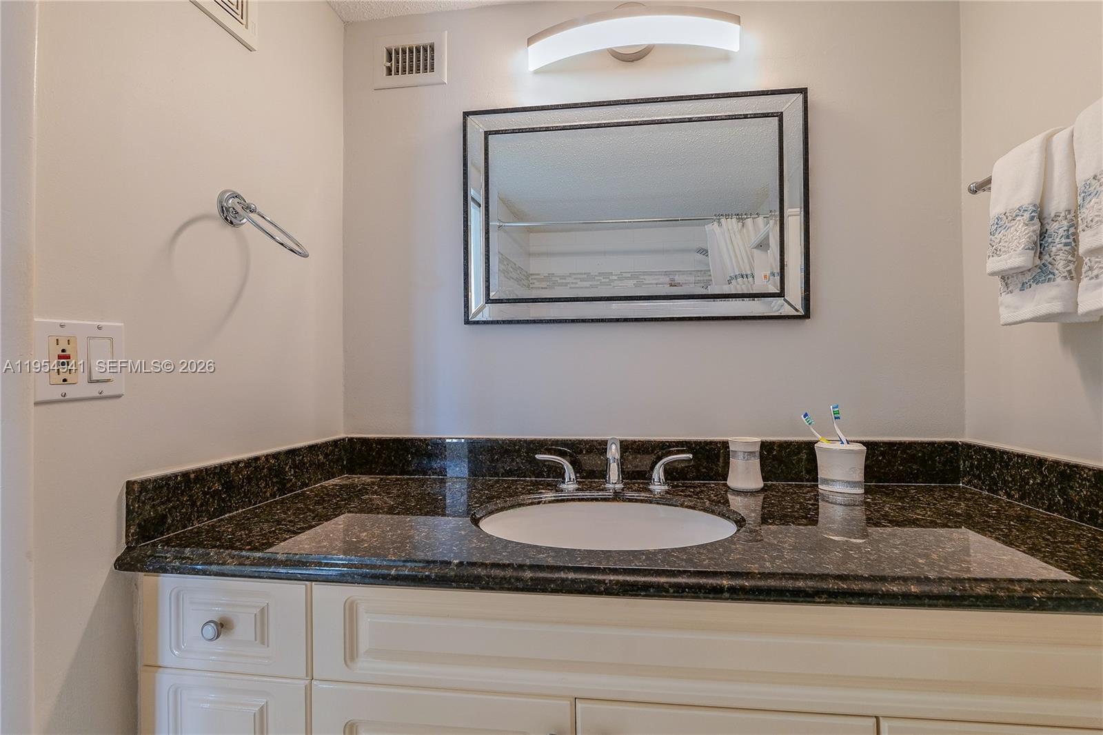 GREENS OF INVERRARY PHASE - Residential