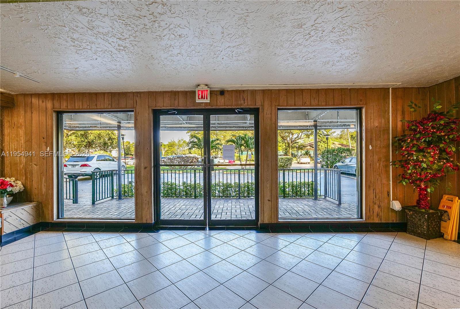 GREENS OF INVERRARY PHASE - Residential