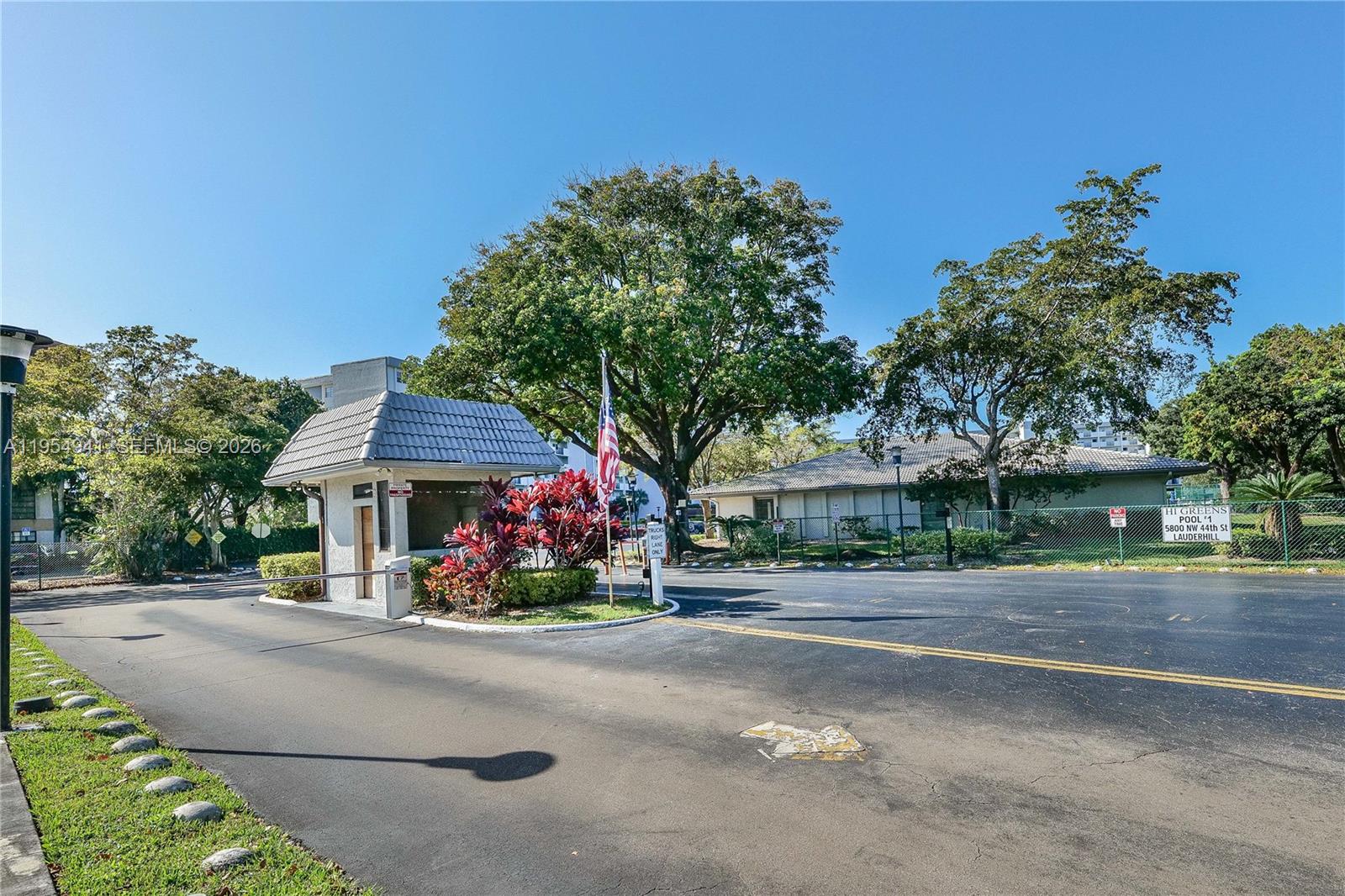 GREENS OF INVERRARY PHASE - Residential