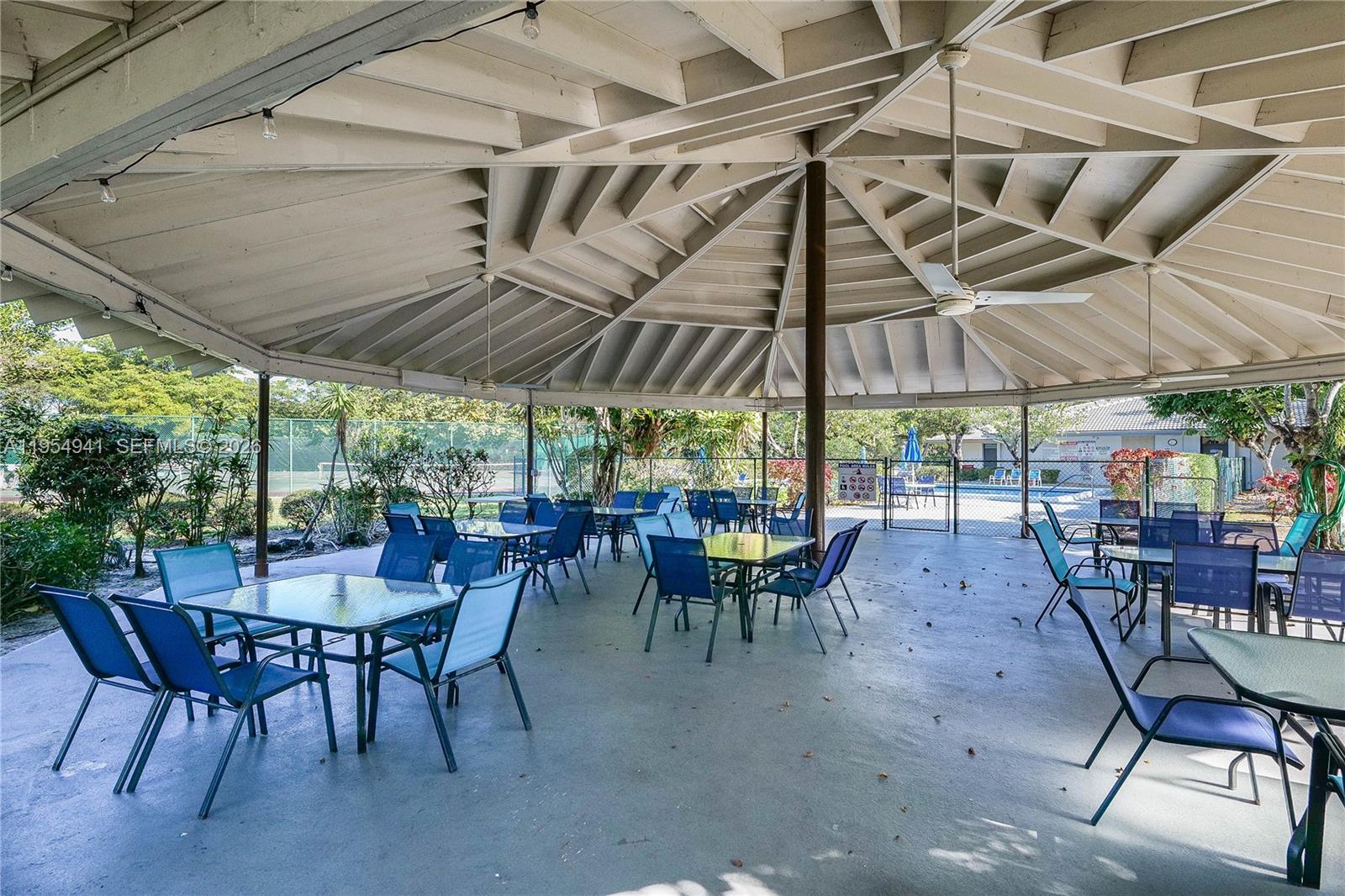 GREENS OF INVERRARY PHASE - Residential