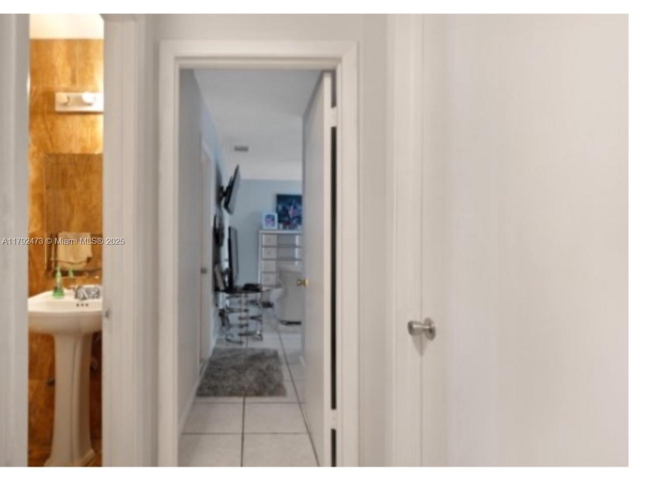 BOCA HEIGHTS PATIO HOMES - Residential