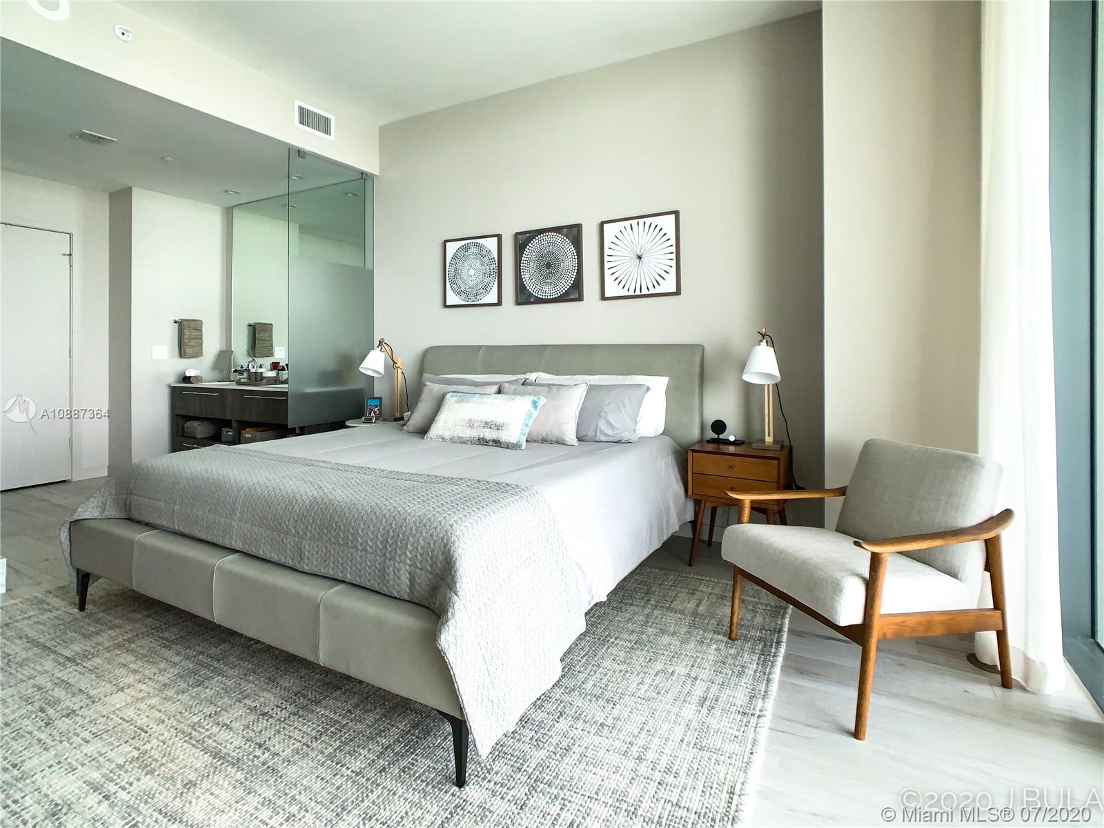 GRAN PARAISO CONDO - Residential