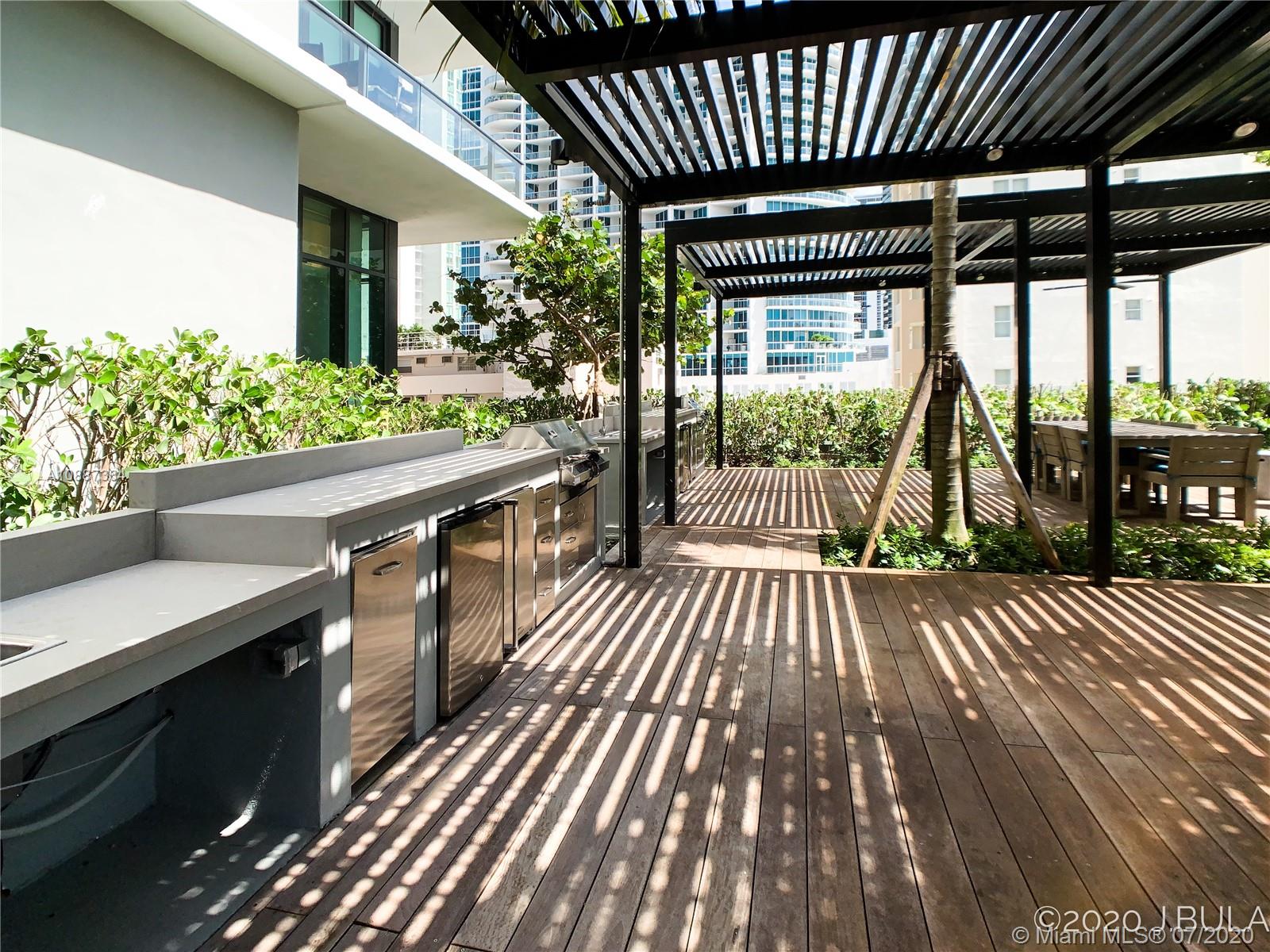 GRAN PARAISO CONDO - Residential