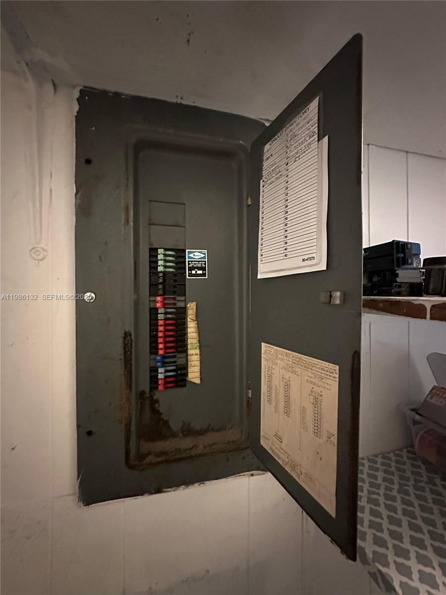 SEACREST ESTATES - Residential