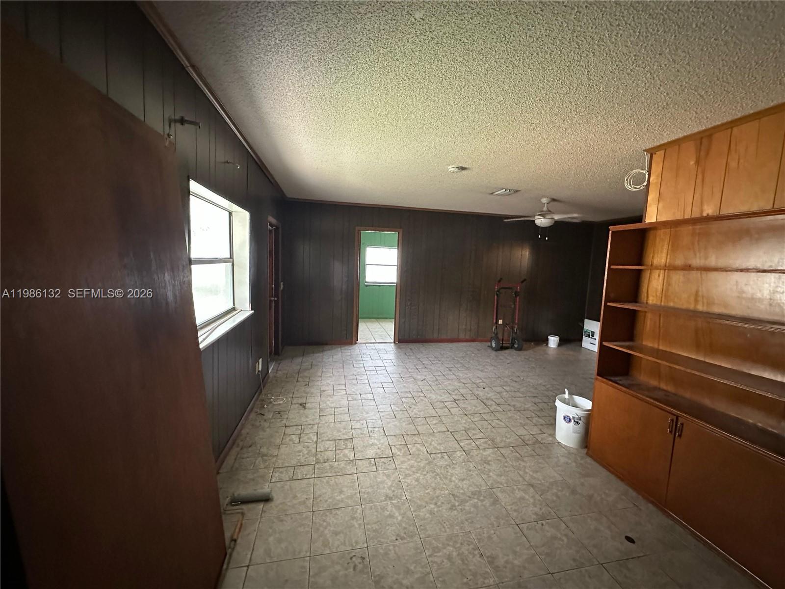 SEACREST ESTATES - Residential