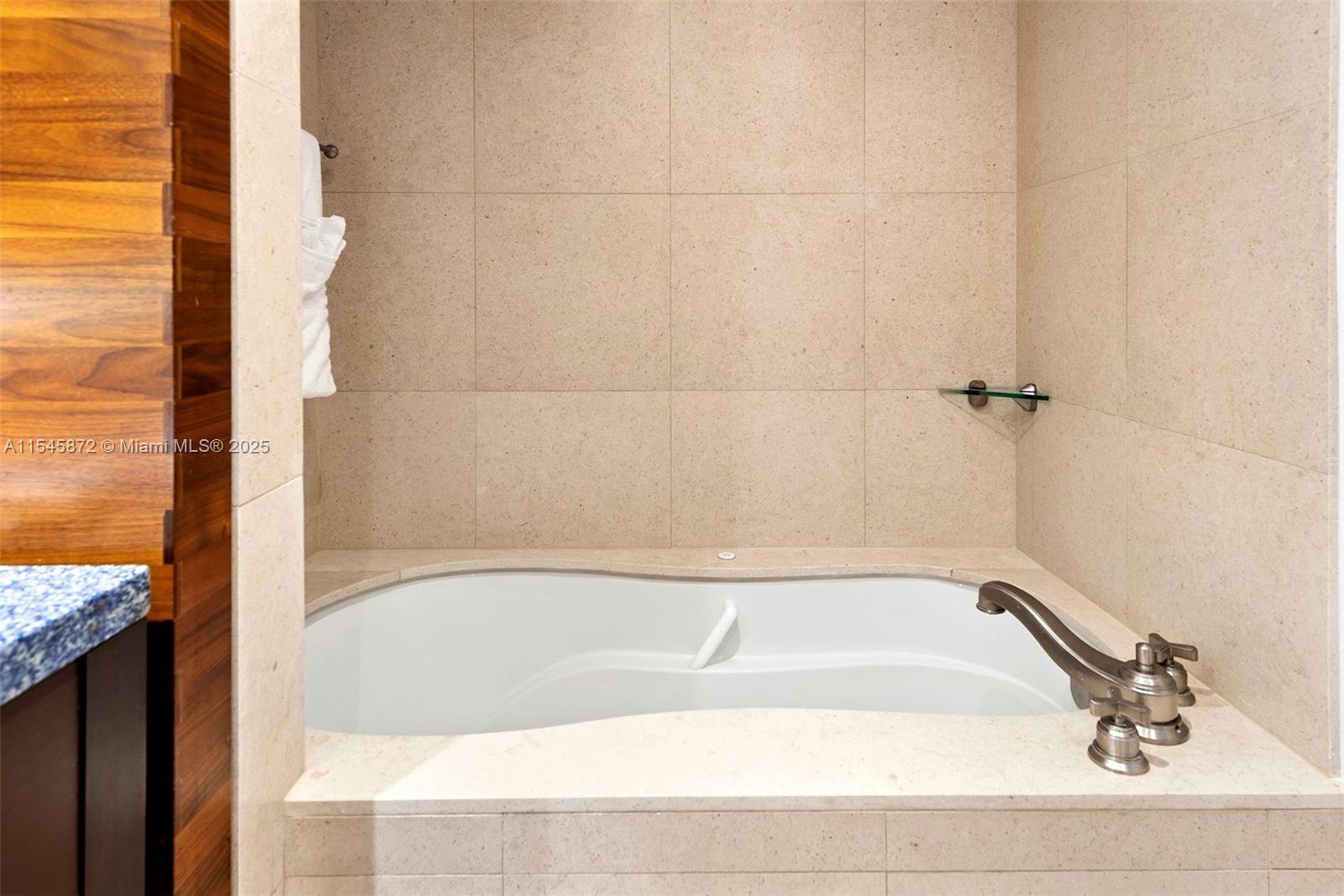 CENTRAL CARILLON BEACH CO - Residential