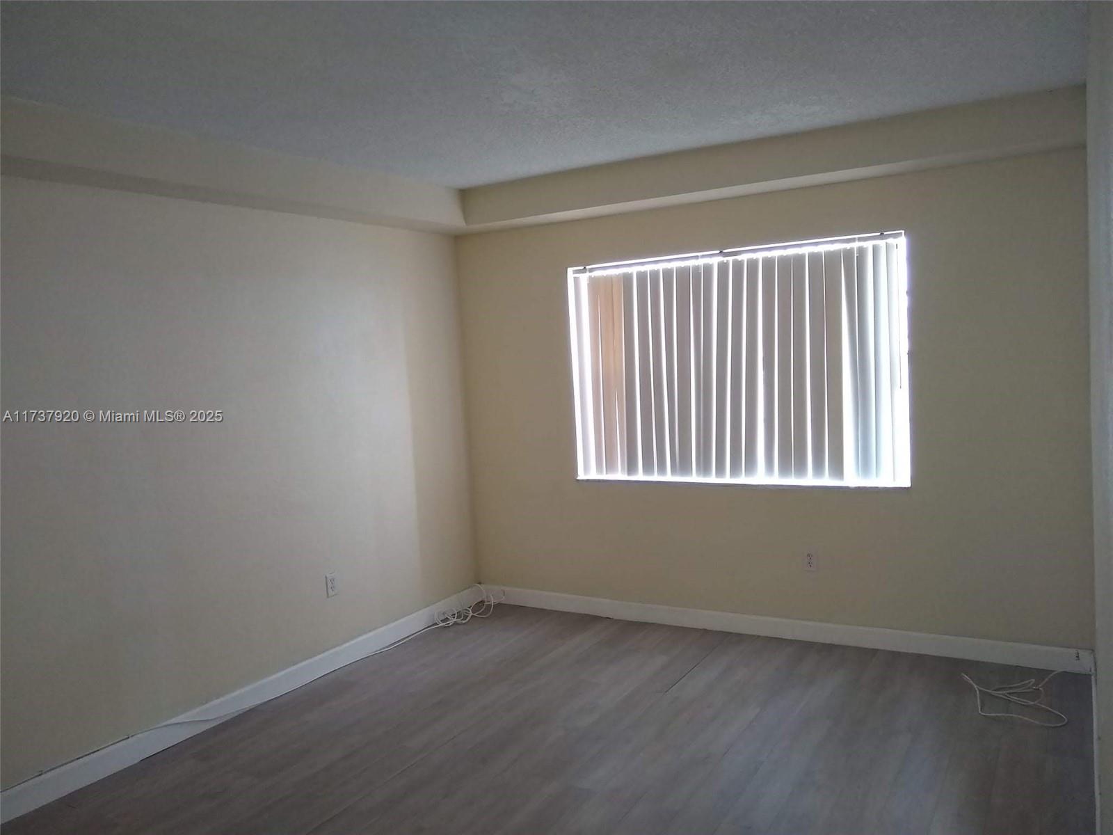 THE BERKELEY CONDO - Residential