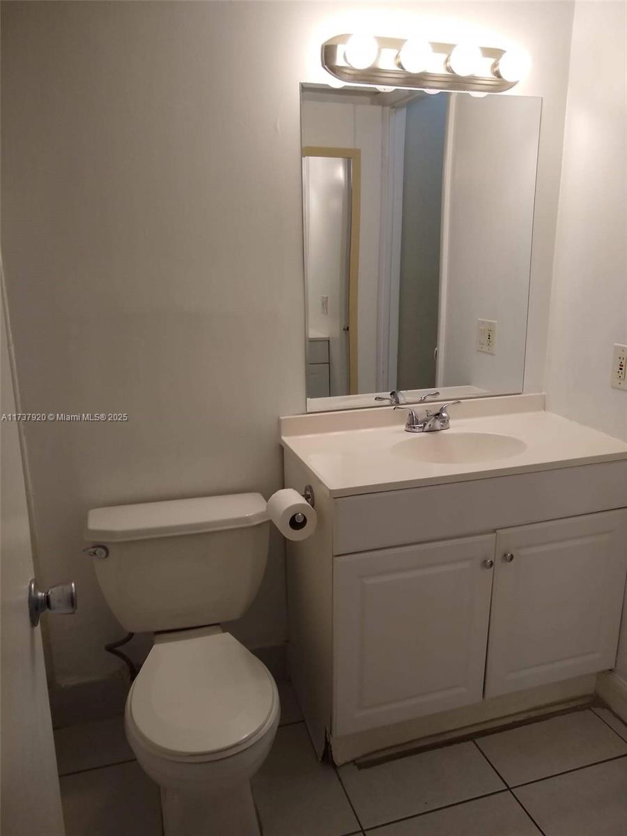 THE BERKELEY CONDO - Residential