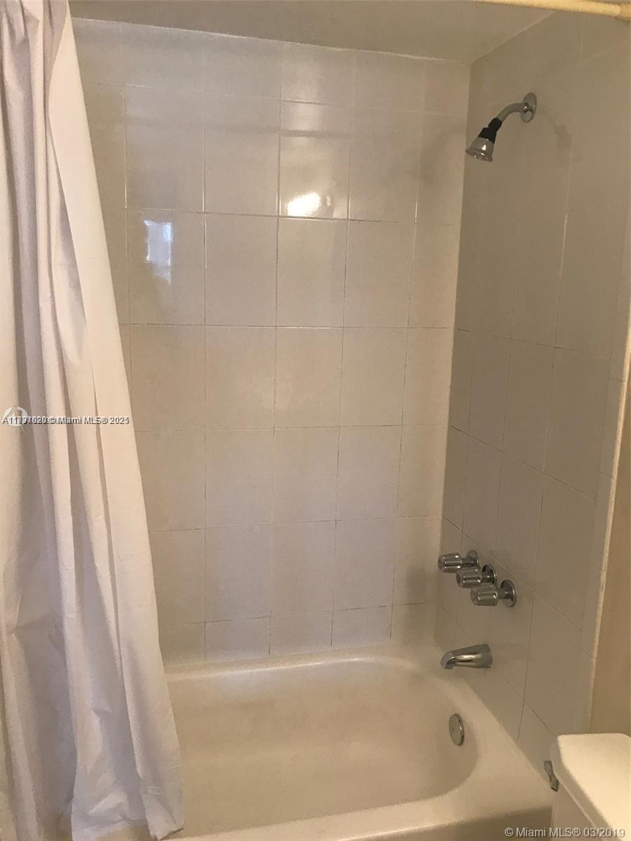 THE BERKELEY CONDO - Residential