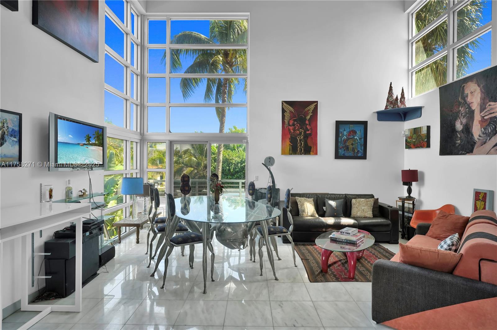 7700 Collins Ave 5, Miami Beach, Miami-Dade County, Florida - 2 Bedrooms  
2 Bathrooms - 