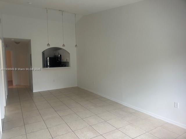 VENETIA GARDENS SOUTH CON - Residential Lease