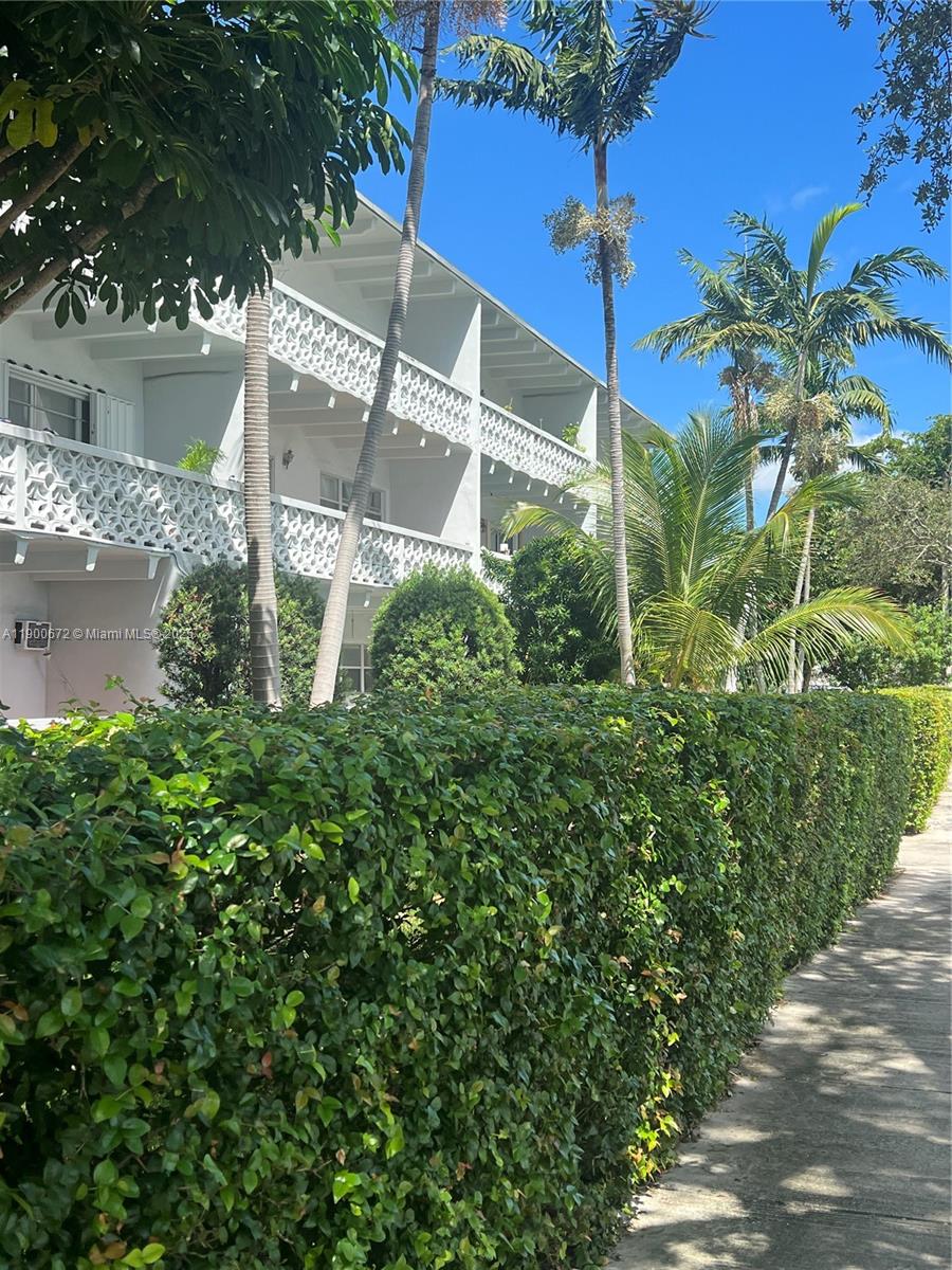 2005 Sans Souci Blvd 303