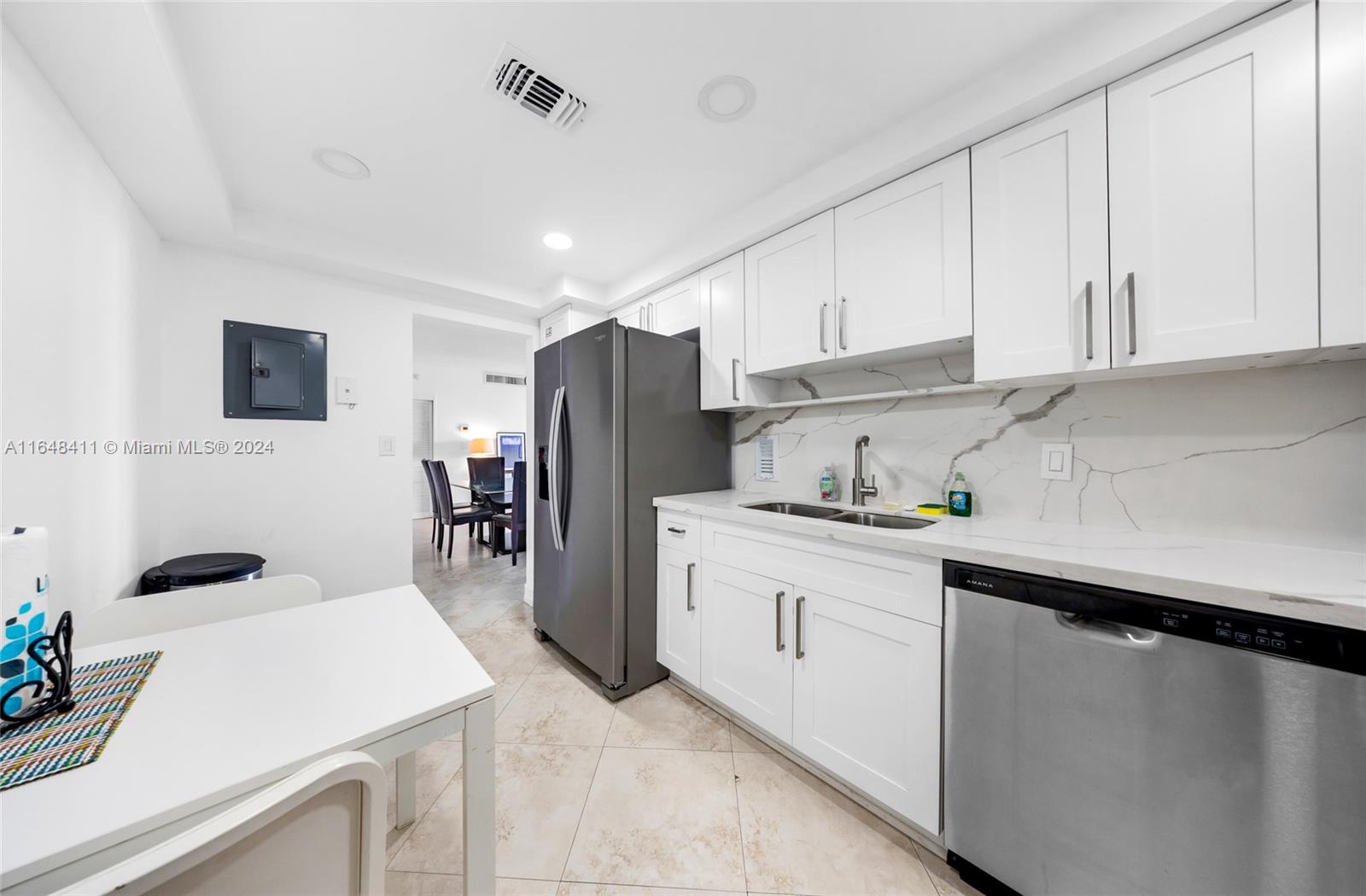 TIDES ON HOLLYWOOD BEACH - Residential
