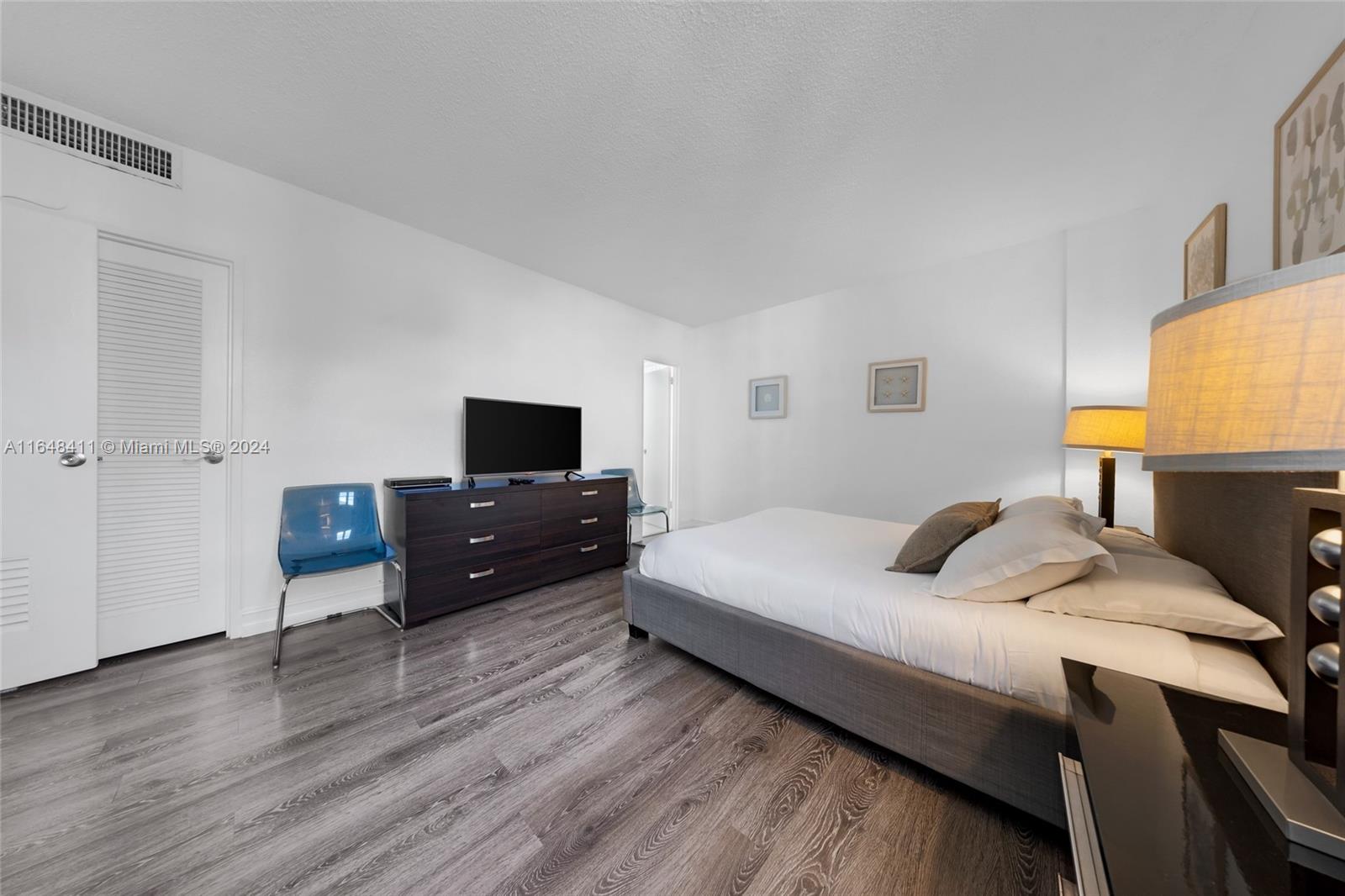 TIDES ON HOLLYWOOD BEACH - Residential