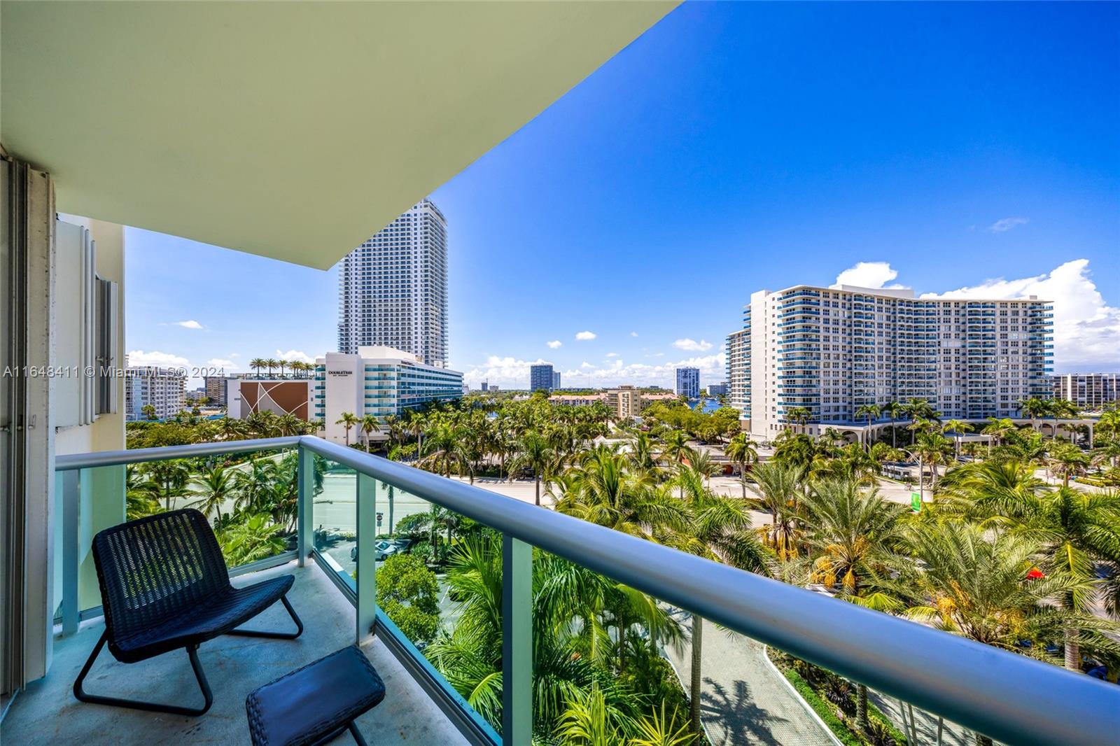 TIDES ON HOLLYWOOD BEACH - Residential