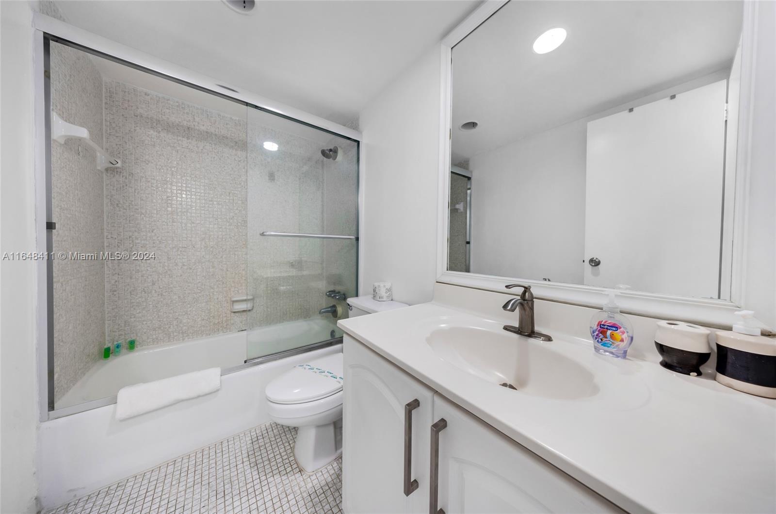 TIDES ON HOLLYWOOD BEACH - Residential