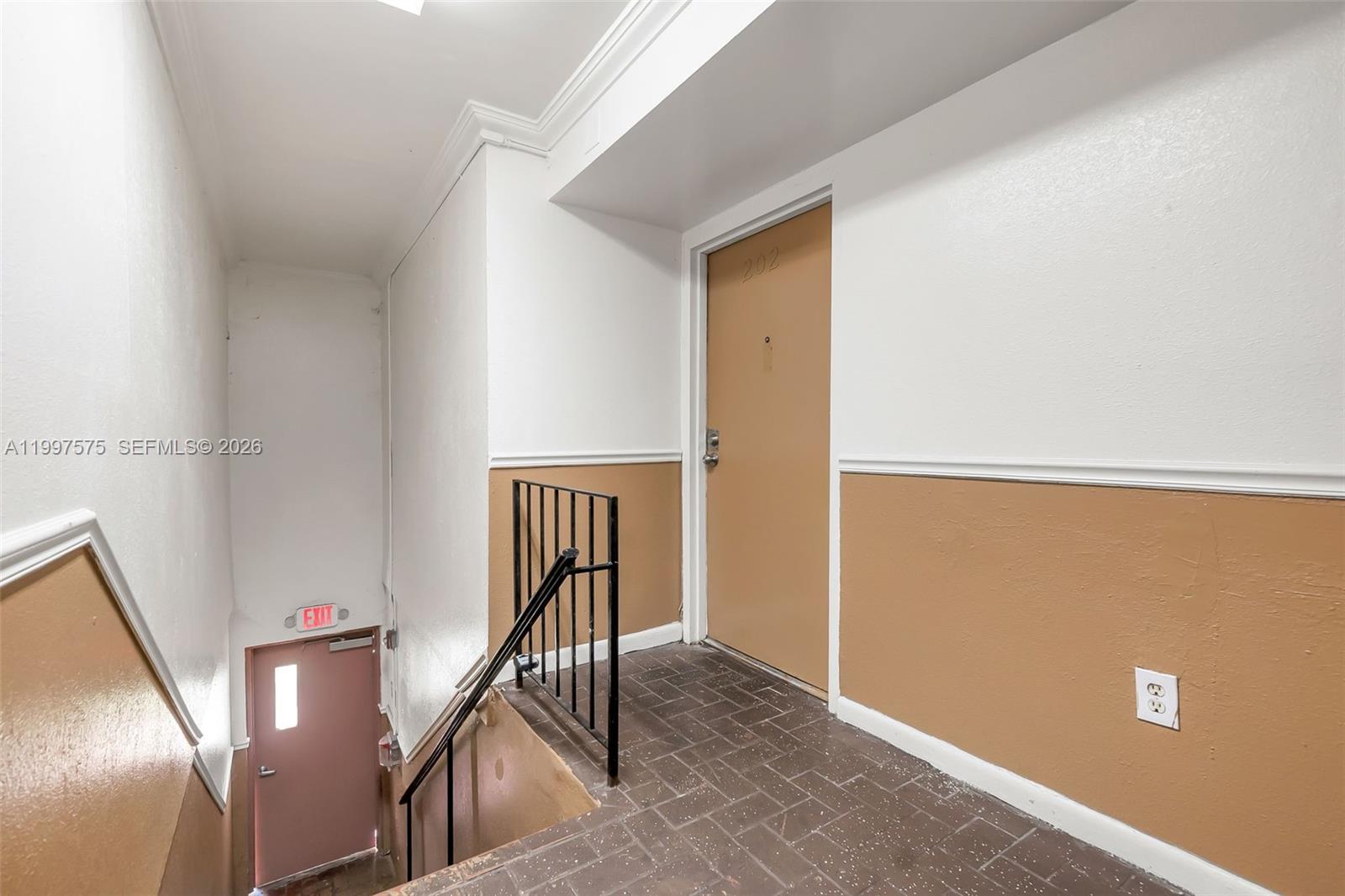 TREE GARDEN CONDO - Residential