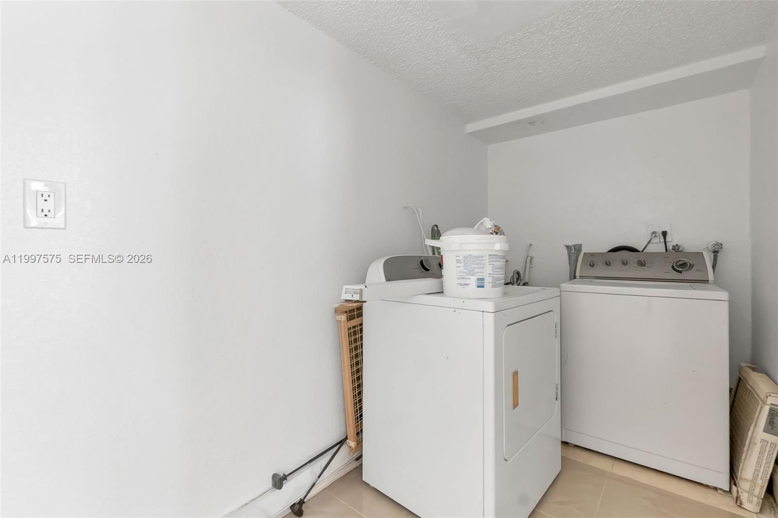 TREE GARDEN CONDO - Residential