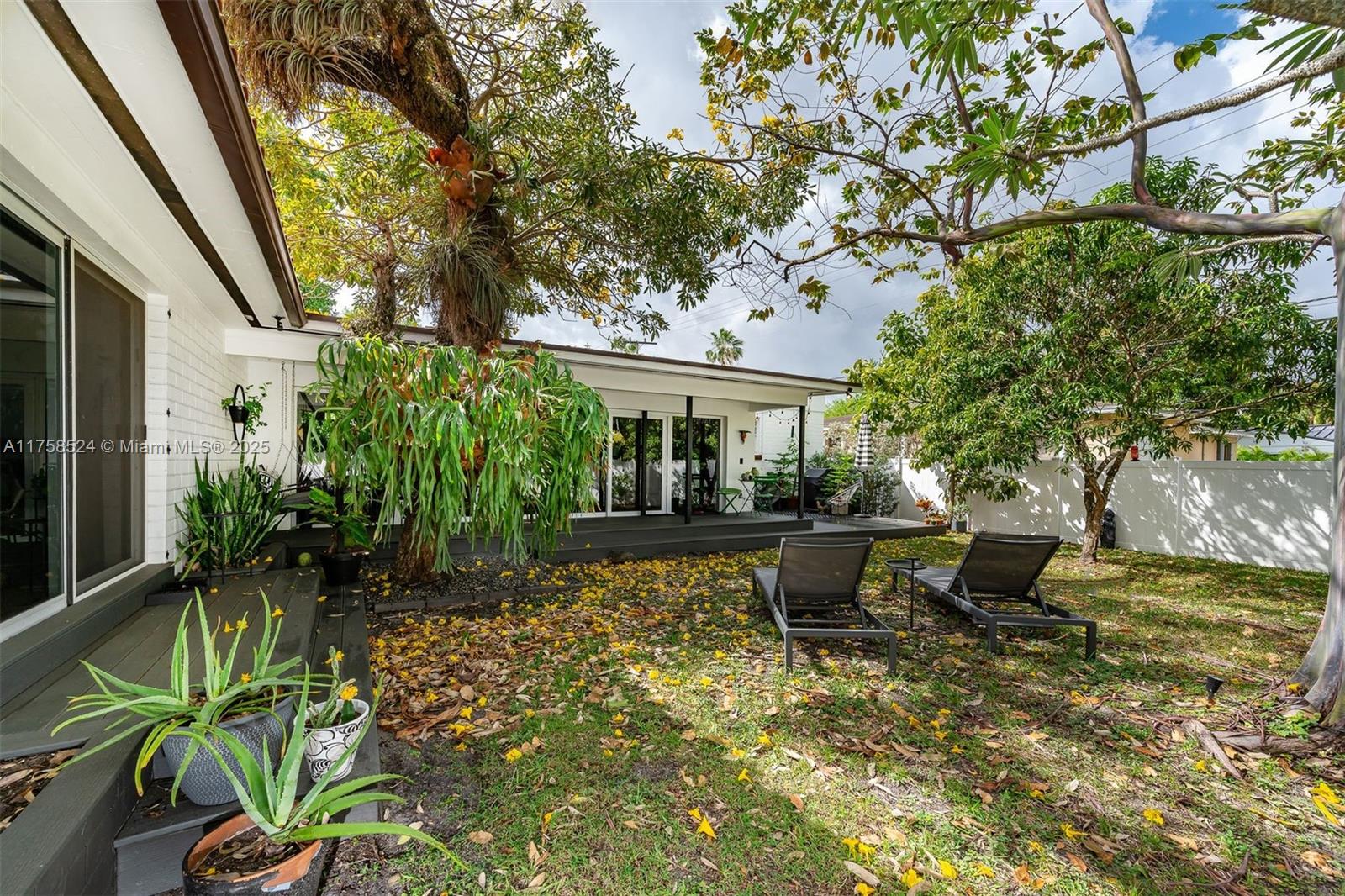 REV PL SEC 2 CC ESTATES - Residential