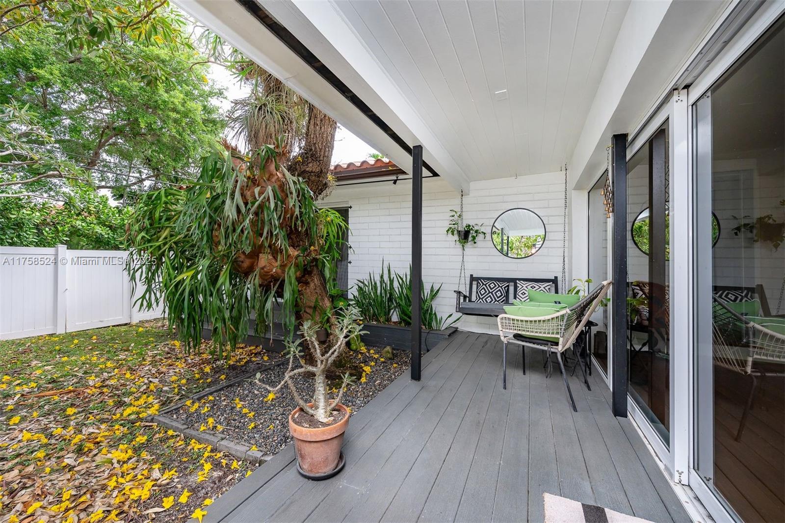 REV PL SEC 2 CC ESTATES - Residential