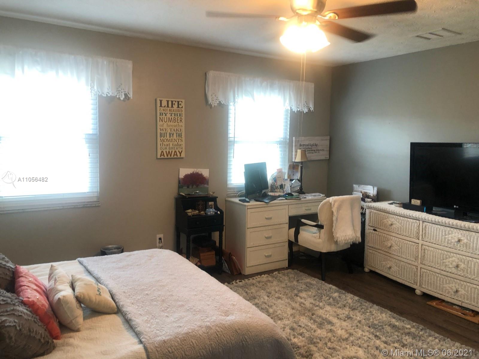 PORT ST LUCIE SECTION 8 - Residential