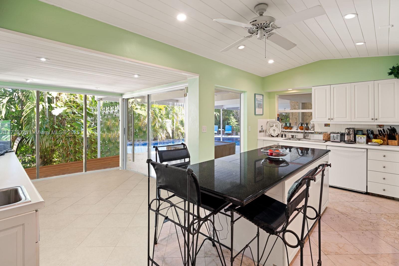 MASHTA ISLAND - Residential