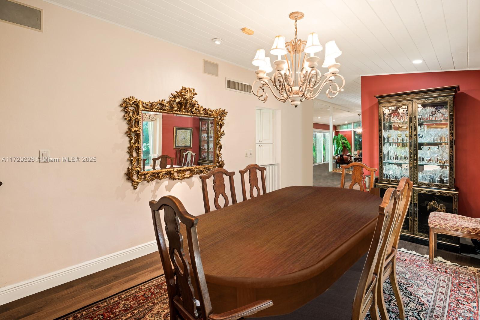 MASHTA ISLAND - Residential