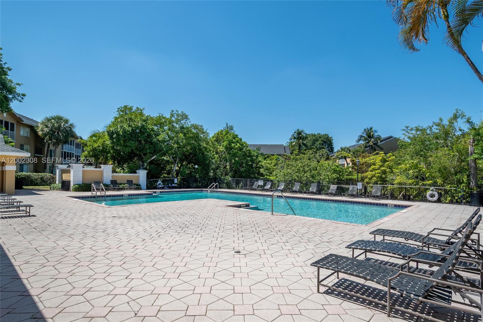 WINDWARD LAKES CONDO - Residential Lease