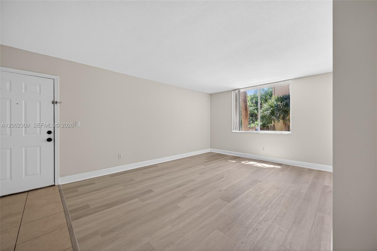 WINDWARD LAKES CONDO - Residential Lease