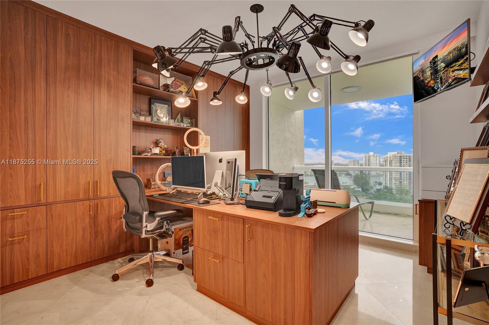 BELLAMARE @ WILLIAMS ISLA - Residential