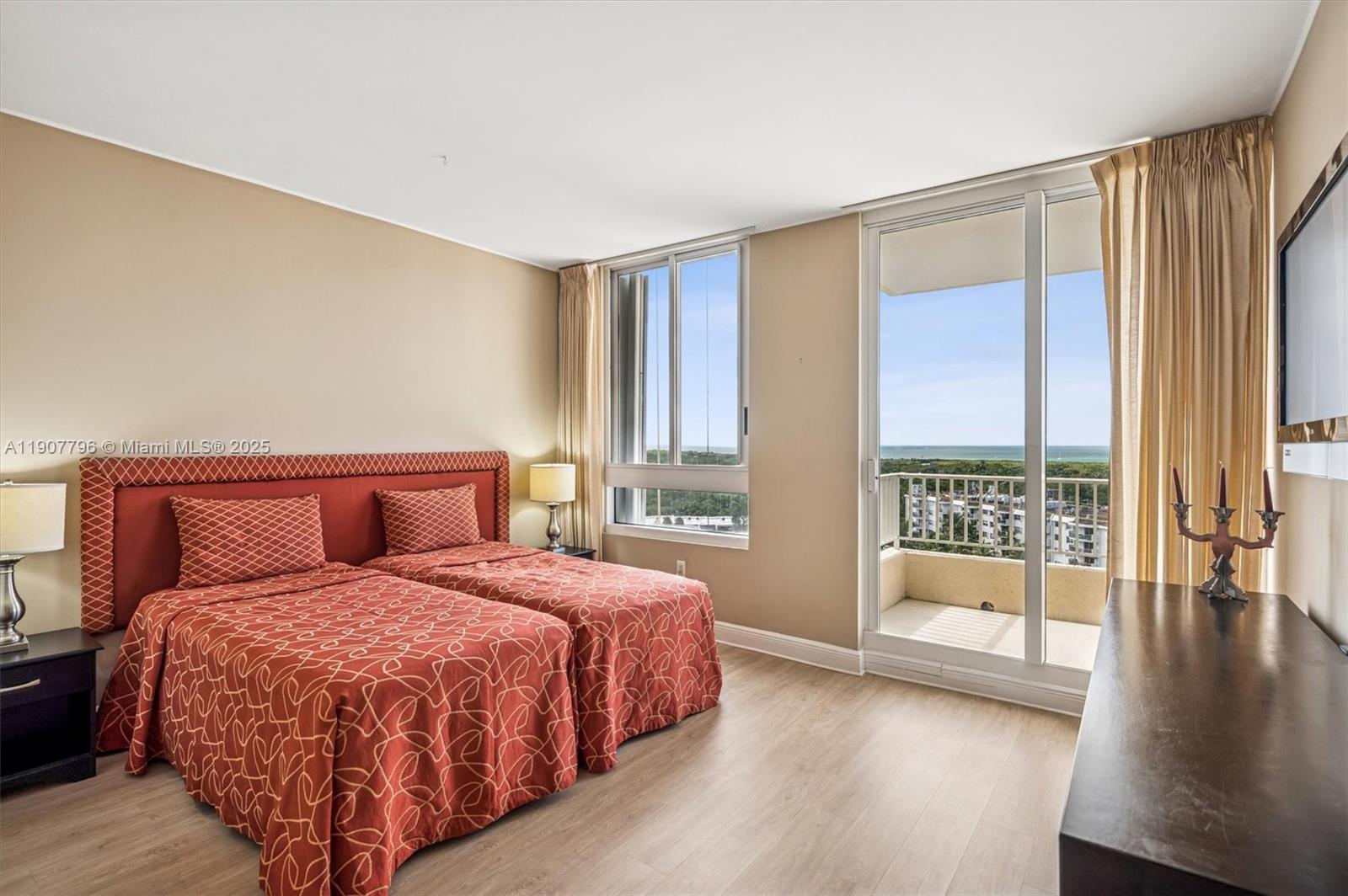 CLUB TOWER ONE CONDO - Residential