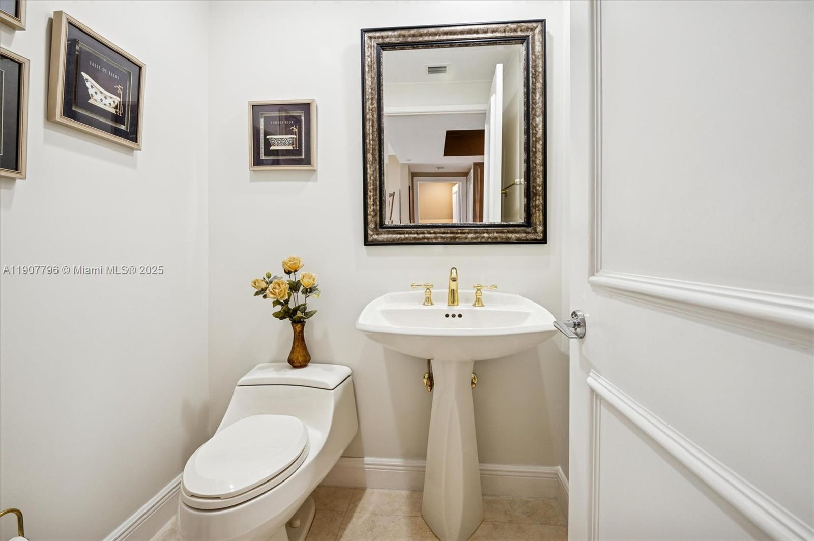 CLUB TOWER ONE CONDO - Residential