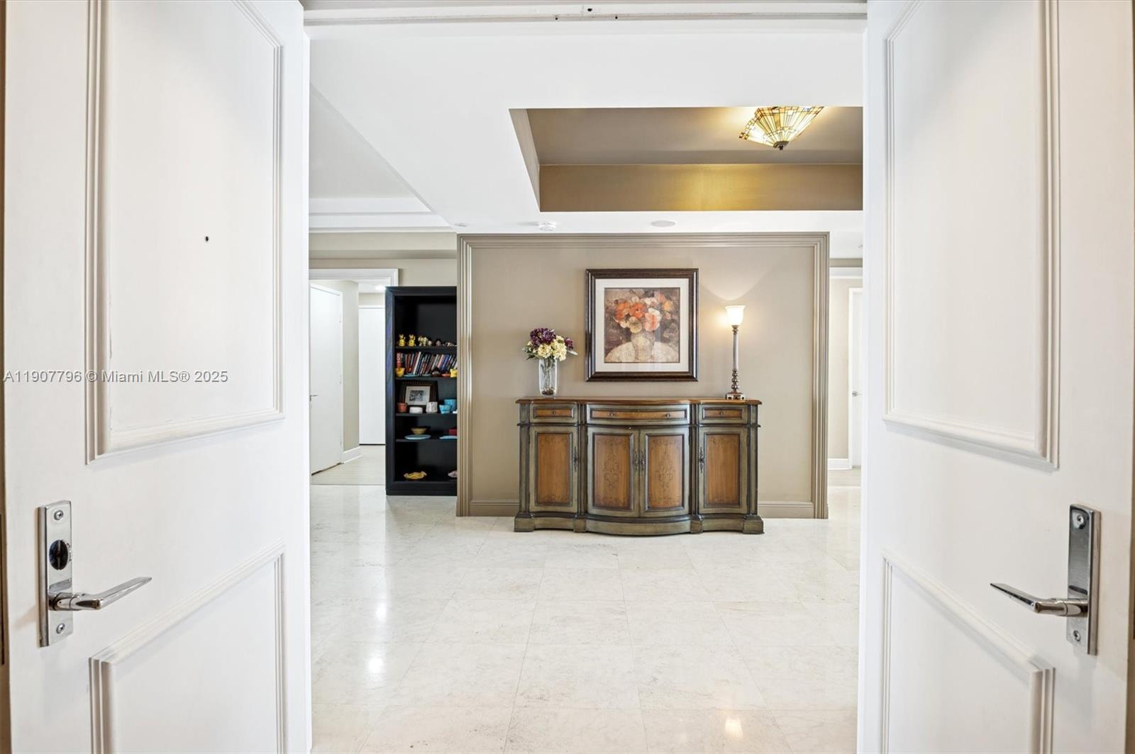 CLUB TOWER ONE CONDO - Residential