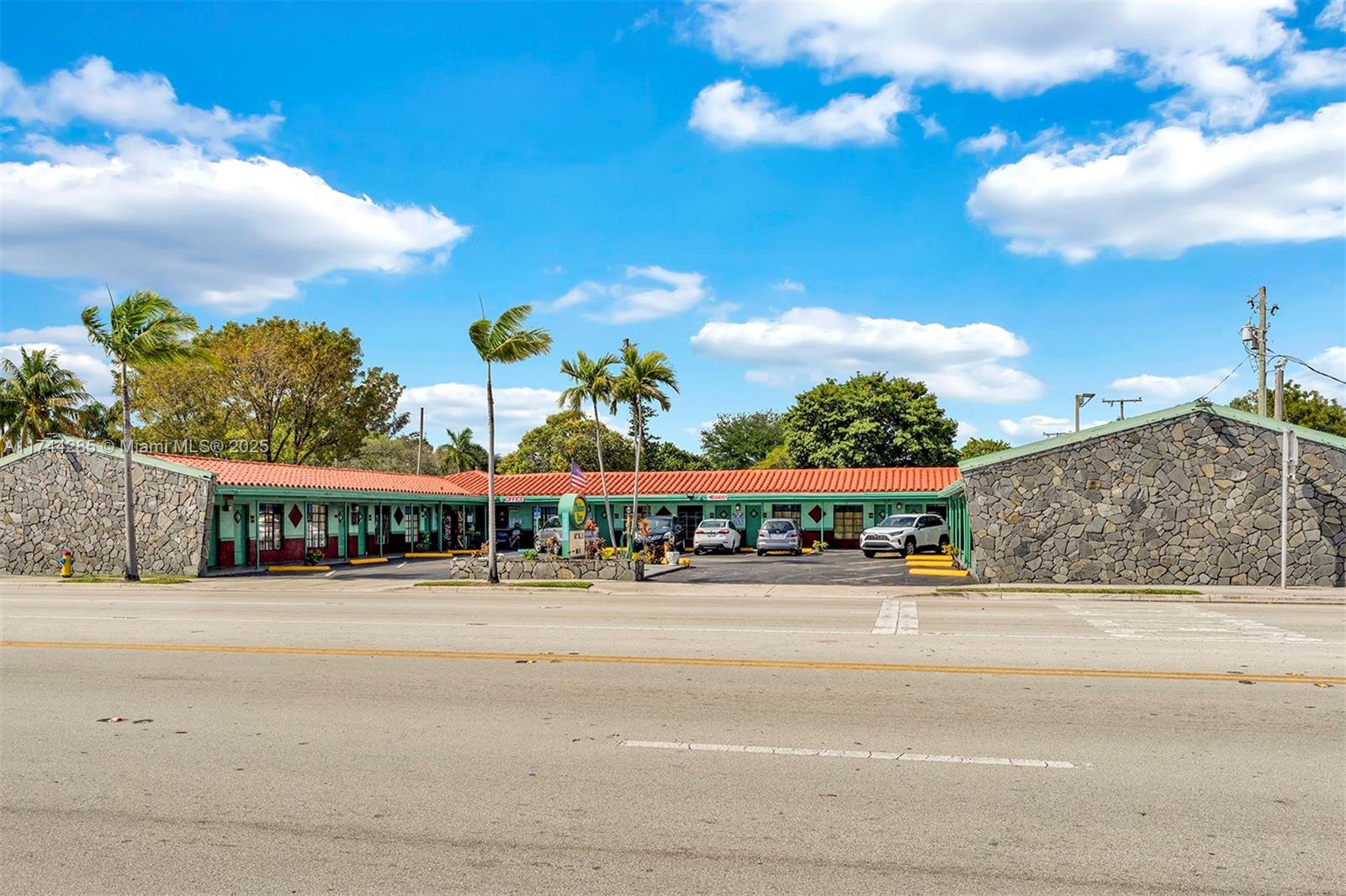 1290 S Federal Hwy