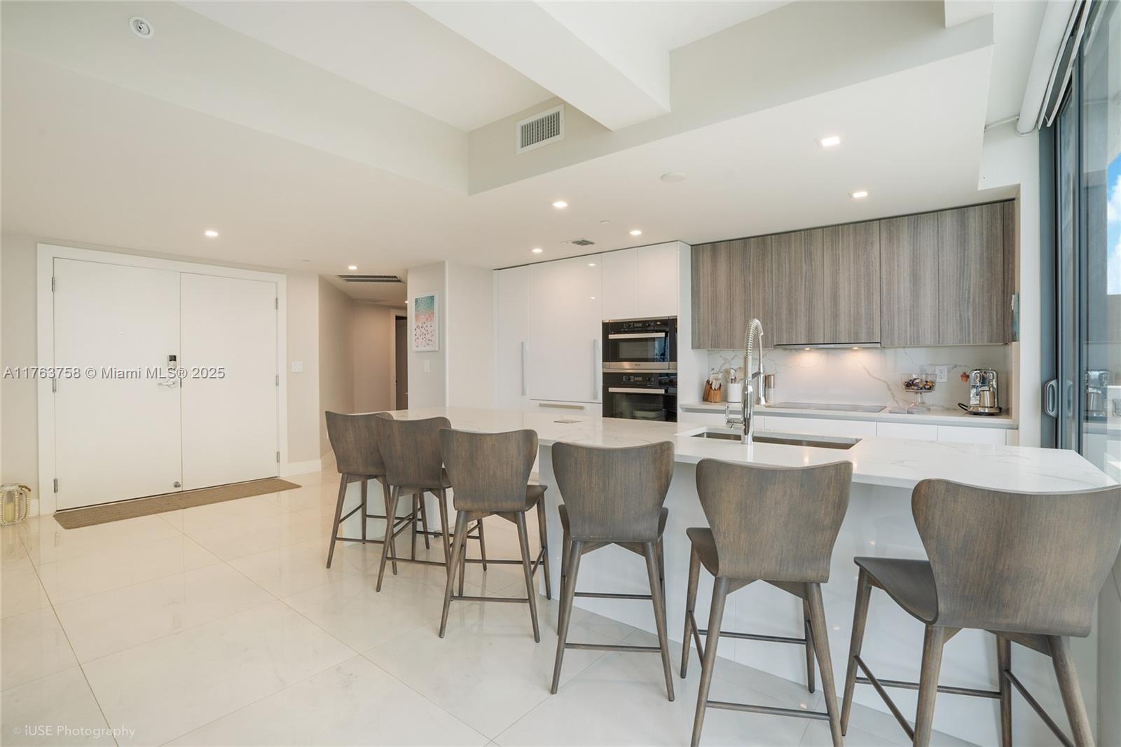 SABBIA BEACH CONDO - Residential