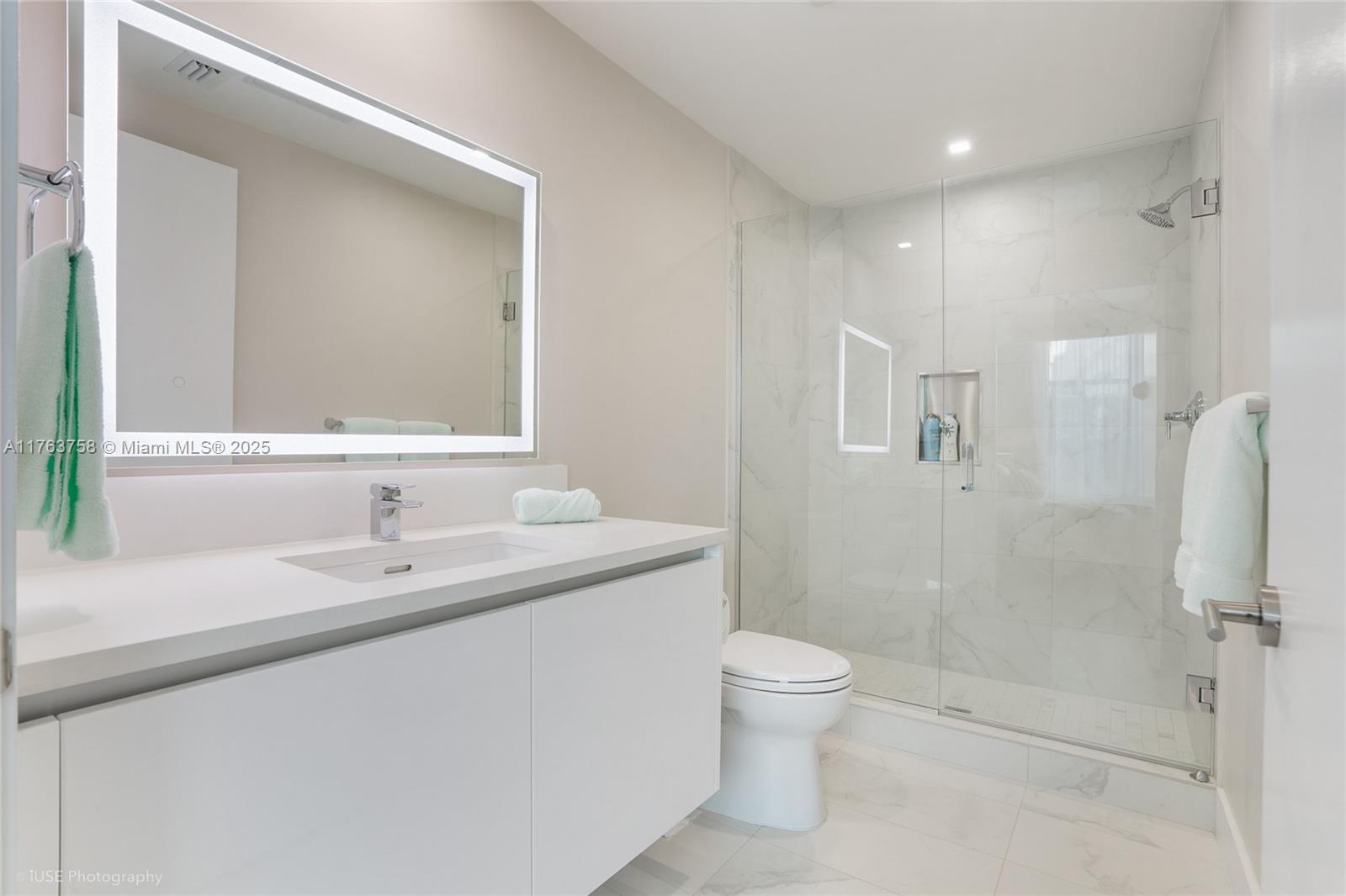 SABBIA BEACH CONDO - Residential