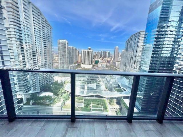 Property for Sale at 45 Sw 9th St 3009, Miami, Broward County, Florida - Bedrooms: 1 
Bathrooms: 2  - $790,000