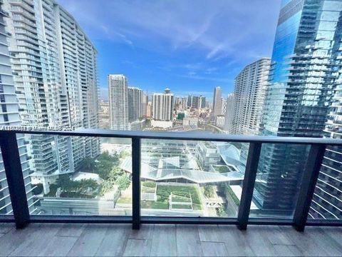 45 SW 9th St 3009 Miami FL 33130