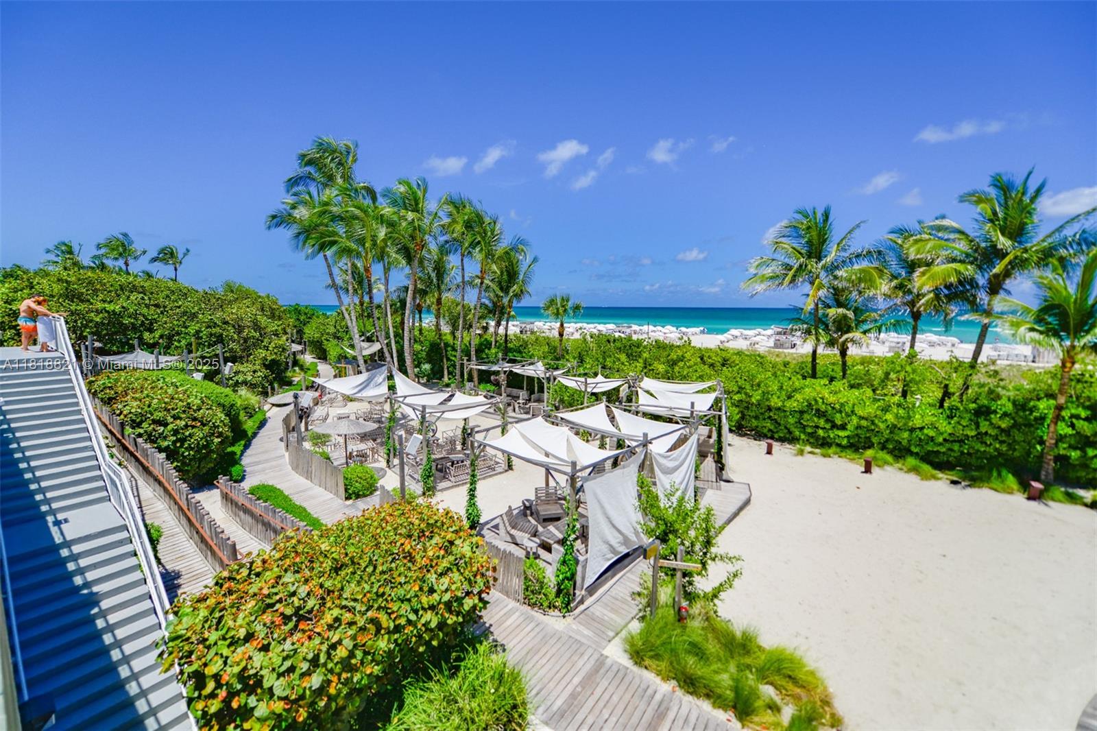 RONEY PALACE CONDO - Residential Lease