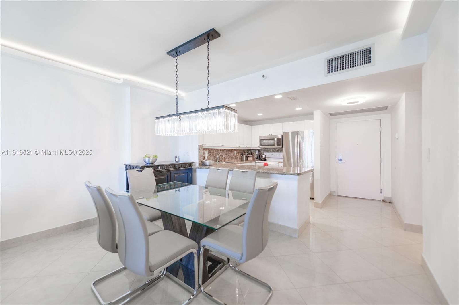 RONEY PALACE CONDO - Residential Lease