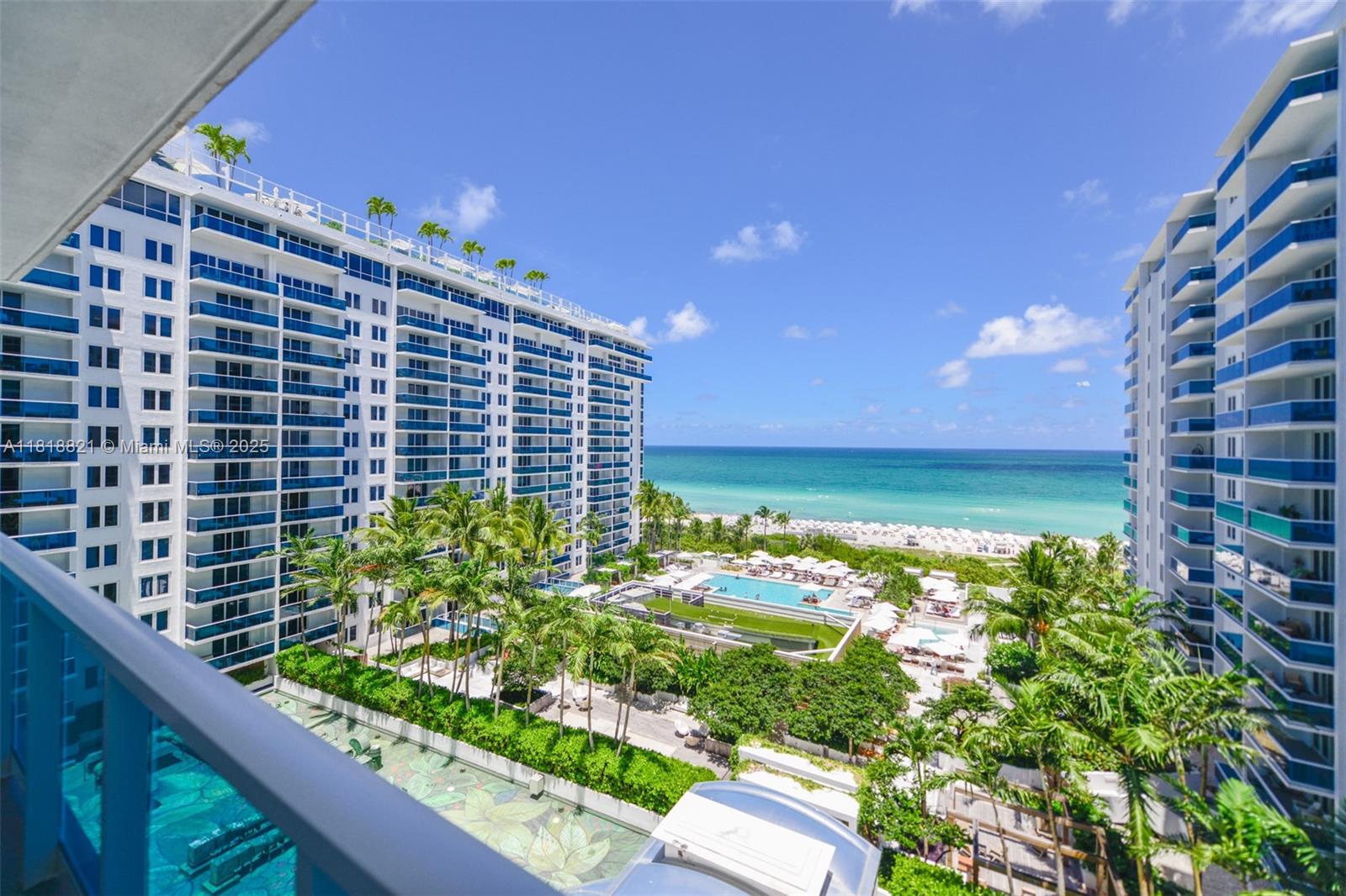 2301 Collins Ave 1025
