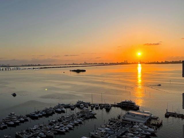 Rental Property at 555 Ne 15th St 22F, Miami, Broward County, Florida - Bedrooms: 1 
Bathrooms: 2  - $3,200 MO.