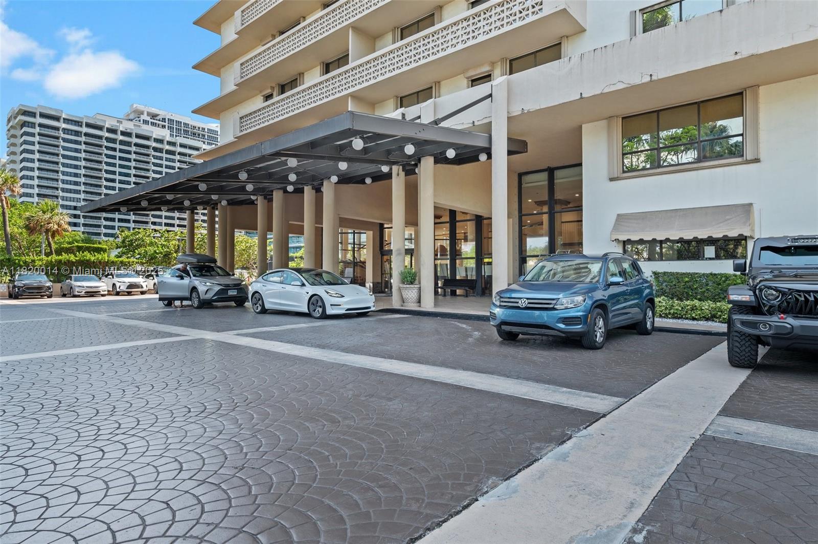 THE PLAZA OF BAL HARBOUR - Residential Lease