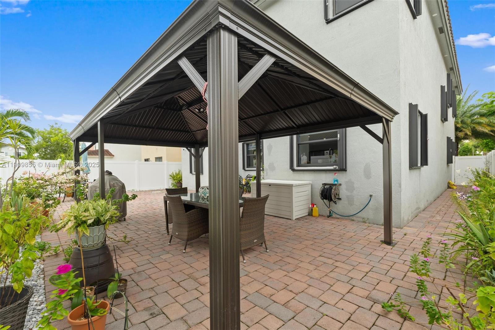 BONTERRA - Residential