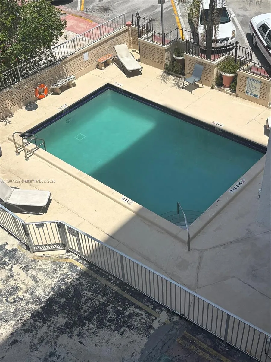 Miami Beach, Florida 33141, United States, 1 Bedroom Bedrooms, ,2 BathroomsBathrooms,Residential,Active,135460